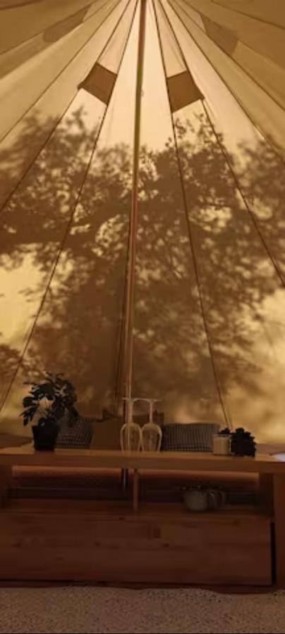 Evasion En Pleine Nature, Tipi Insolite Et Jacuzzi Au Pont Du Gard ! Vers Pont du Gard Ngoại thất bức ảnh