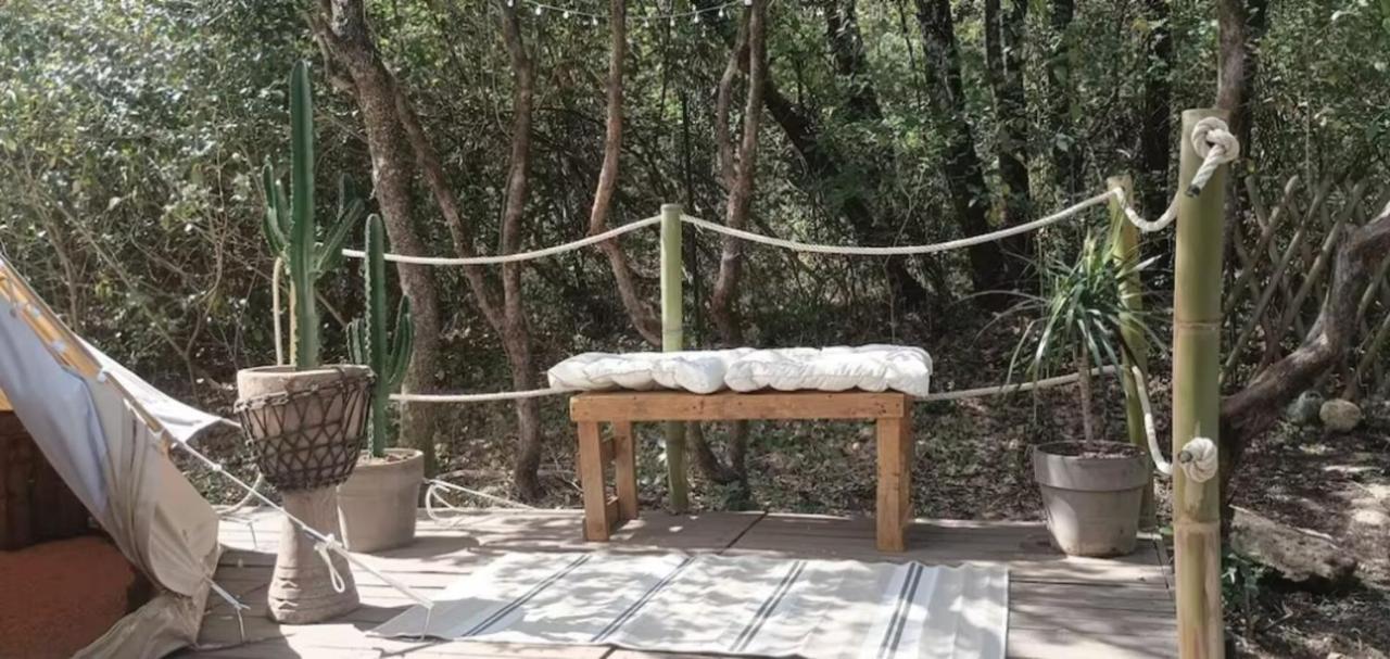 Evasion En Pleine Nature, Tipi Insolite Et Jacuzzi Au Pont Du Gard ! Vers Pont du Gard Ngoại thất bức ảnh