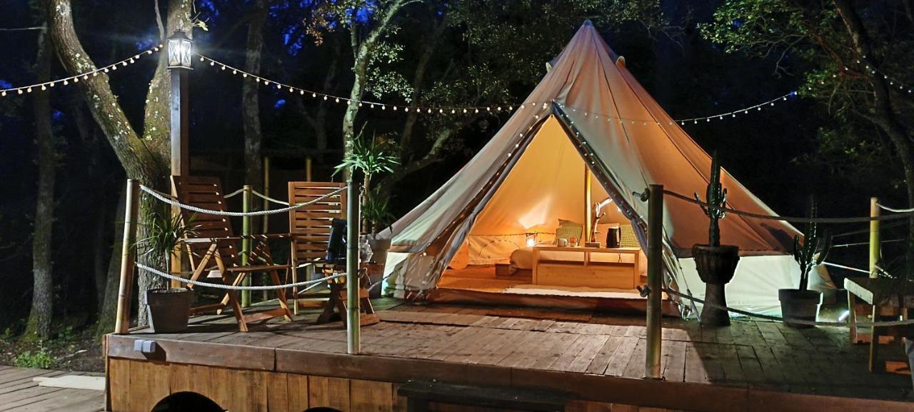 Evasion En Pleine Nature, Tipi Insolite Et Jacuzzi Au Pont Du Gard ! Vers Pont du Gard Ngoại thất bức ảnh